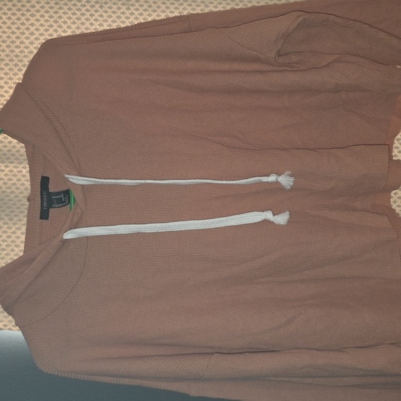 Forever 21 Tops - Forever 21 Peach Hooded Crop Top